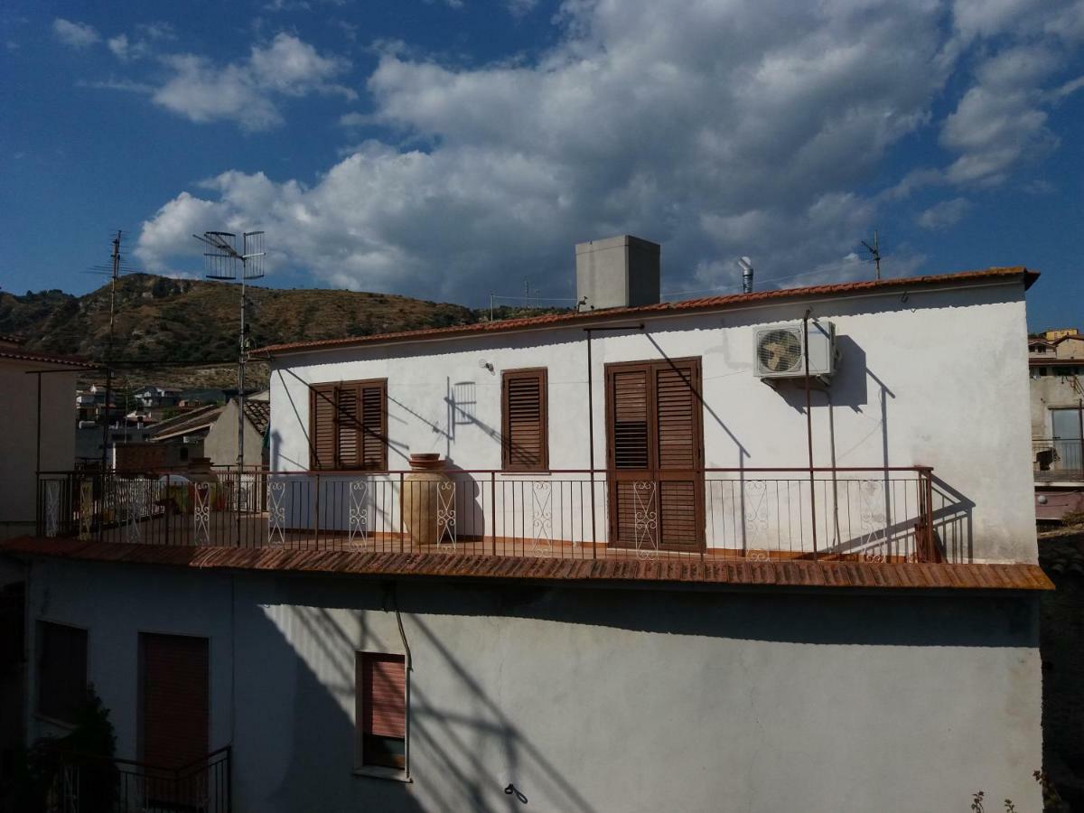 Appartamenti Bernardo I Roccella Ionica Exterior photo